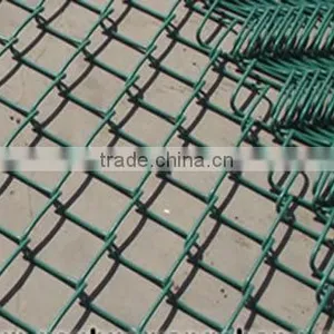 Green PVC Coated Chain Link Fence thumbnail-1
