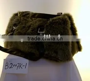 Bags of Fake Fur thumbnail-1