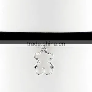 Custom Charm Ribbon Choker Necklace Gothic Vintage Velvet Ribbon Necklace Hot Selling Choker Necklace thumbnail-3