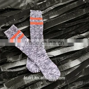 2016 Fashion Men Winter Cotton Funny Football Socks Candy Color British Style Tube Socks Brand Harajuku Sokken thumbnail-3
