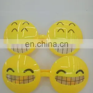 Party Wear Emoji Glasses thumbnail-2