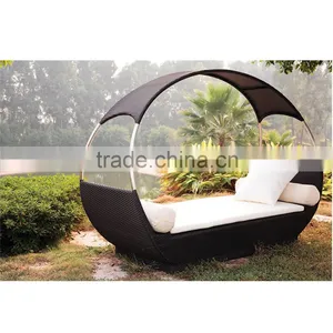Personality Beach Luxury Rattan Wicker Daybed With Canopy Sofa Outdoor Furniture Classic Daybed thumbnail-2