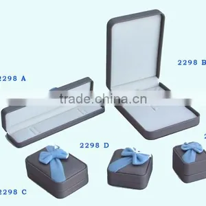 New Designs Wholesale Customized Leather Ring Box/leather Necklace Box thumbnail-3