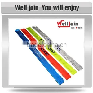 2015 Custom Innovative Glow in Dark Slap Bracelet thumbnail-1