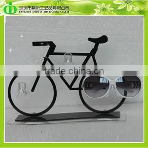 DDU-0010 ISO9001 Chinese Factory Produce Bicycle Shaped Acrylic Sunglasses Display thumbnail-2