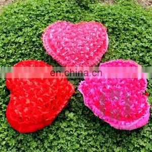 HI CE Latest Valentine's Day Gift Red Rose Silk Fabric Heart-shaped Wedding Stage Decoration With Flowers thumbnail-5