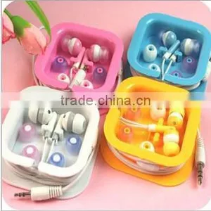 Cheap Colorful Cute and Cheap Earphones for Mp3  for Promotion and Gift thumbnail-1