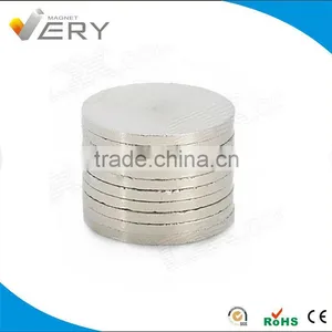 Square Strong Rare Earth Sintered Ndfeb Disc Magnet thumbnail-1