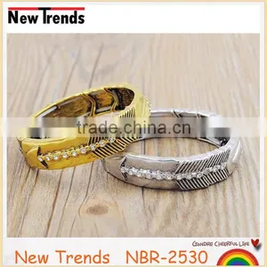 2016 Crystal Alloy Leaf Bangle Metallic Plated Fashion Leaves Rhinestone Bangle thumbnail-6