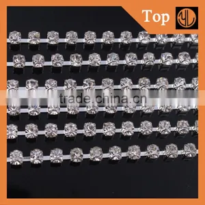Machine Cut Good Quality Crystal Rhinestone Wholesale Cup Chain thumbnail-4