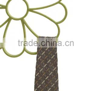 Hight Quality Flocked Flower Scarf Hanger thumbnail-5