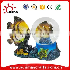 Fish Souvenir Water Globe thumbnail-1