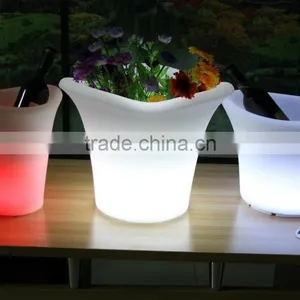 Snow White and the Seven Dwarfs LED Flower Pot thumbnail-1
