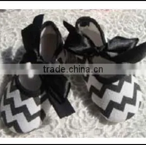 China Product and Low Price Wholesale Soft Chevron Soft Shoes for 0-15months Baby Kids for Summer and Spring thumbnail-2