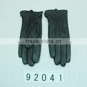 Leather Gloves thumbnail-1