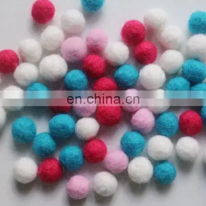 Factory Supply Customized Size Wool Chemical Fiber Tennis Ball thumbnail-3
