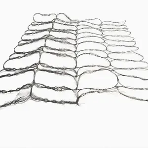 High Quality High Portability Galvanized Inconspicuous Obstacle Fence Net Security Anti Tank Mesh Barriers thumbnail-1