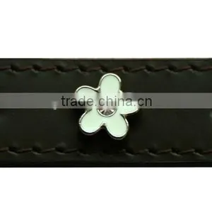 Zinc Alloy Metal Jewelry Enamel Colored Flower Shape Rhinestone Rivet for Pet Collars Accessories thumbnail-1