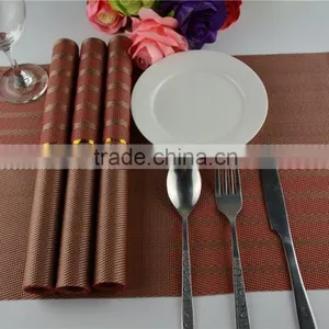 Red Classics Non-slip Insulation Moor Crossweave Woven PVC Non-slip Insulation Placemat Washable Table Dish Mats thumbnail-6