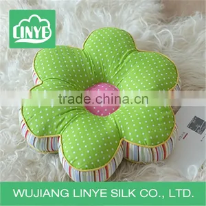 Lovely Flower Seat/floor/chair Cushion thumbnail-3