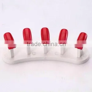 Yufei Manicure Factory New Design Plastic Nail Practice Stand thumbnail-4