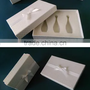 China Factory Wholesale Custom Cardboard Jewelry Box, White Beautiful Gift Box thumbnail-2
