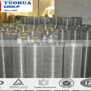 Good Quality Heavy Duty Electro Galvanized Welded Wire Mesh thumbnail-2