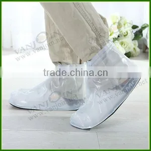 Men Rain Shoe Covers in Transparent PVC Material thumbnail-1