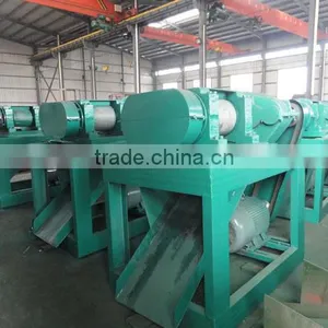 Huahong Organic Fertilizer Double Roller Granulator Machine thumbnail-1