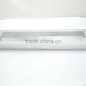 Tin Box With Window thumbnail-1
