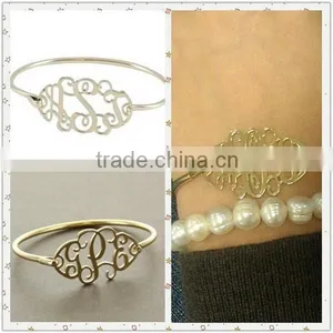 JOKER CABINET CUTOUT MONOGRAM GOLD BANGLE PERSONALIZED BANGLE Quality Choice thumbnail-1