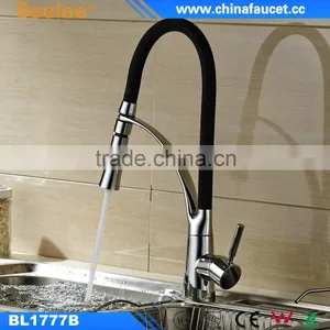 China Kitchen Faucet Hot Cold Water Pull Out Tap Wash Basin Torneira da thumbnail-4