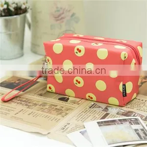 Cute Travel Cosmetic Bags thumbnail-1