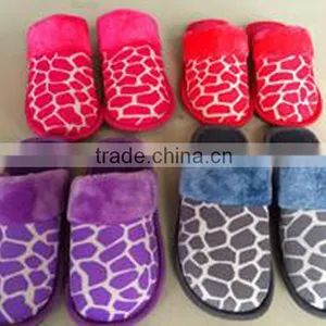 Warm Fur Indoor Winter Slipper,Disposable Slippers,Disposable Pedicure Slippers for Wholesale thumbnail-1
