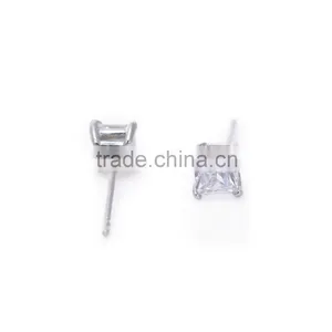 Wholesale Clear Cubic Zirconia Square Design Stud Earrings thumbnail-5