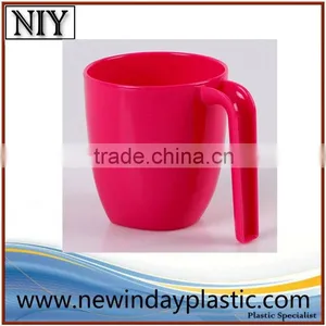 Plastic Cool Cup thumbnail-3
