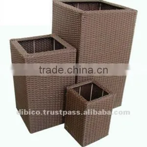 Garden Flower Planter thumbnail-1