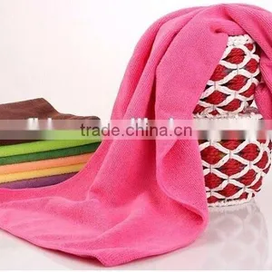 Magic 70 Polyester 30 Polyamide Microfiber Beach Towel With Mesh Bag thumbnail-2