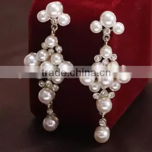 NEW Fashion Diamond Alloy Imitation Pearl Sut Earring thumbnail-1