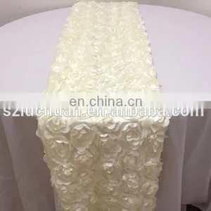 New Design Rosette Christmas Table Runner thumbnail-1