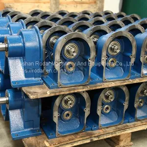 High Performance and Effifiency Helical Gear Unit Speed Reducer thumbnail-3