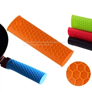 Silicone Hot-Handle Holder Lodge Pot Sleeve Ashh Cover Grip for Kitchen Pan Hold thumbnail-2