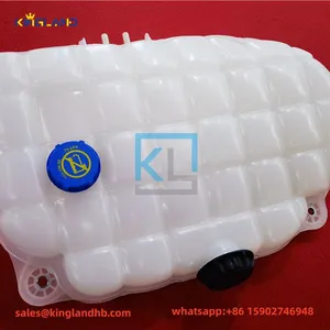 High Quality Engine Parts FH/FM Coolant Tank 22821828 Suitable for VOLVO thumbnail-1