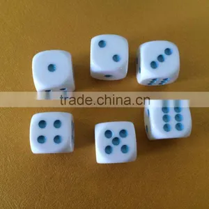 20mm Dice thumbnail-1