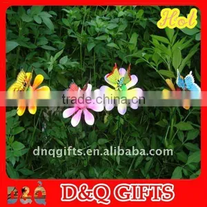 Plastic Flower Garden Stake thumbnail-1