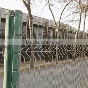 Triangle Bending Fence thumbnail-1