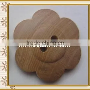 Factory Wholesale Flower Shape Wooden Buttons thumbnail-1