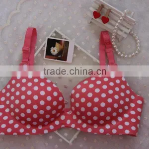 One Piece Seamless Bra With Red Dotted thumbnail-1