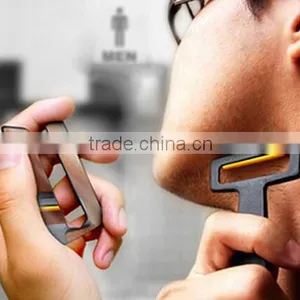 Creative Portable Card Razor/mini Razor With Mirror /pocket Razor thumbnail-3