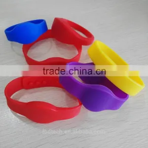 Hot Sale Printable MIFARE DESFire EV1 2K Silicone Wristbands thumbnail-6